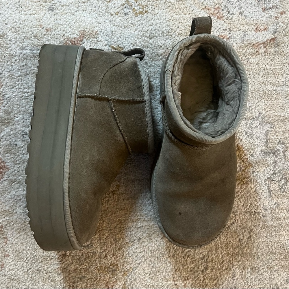UGG Classic Ultra Mini Platform Booties